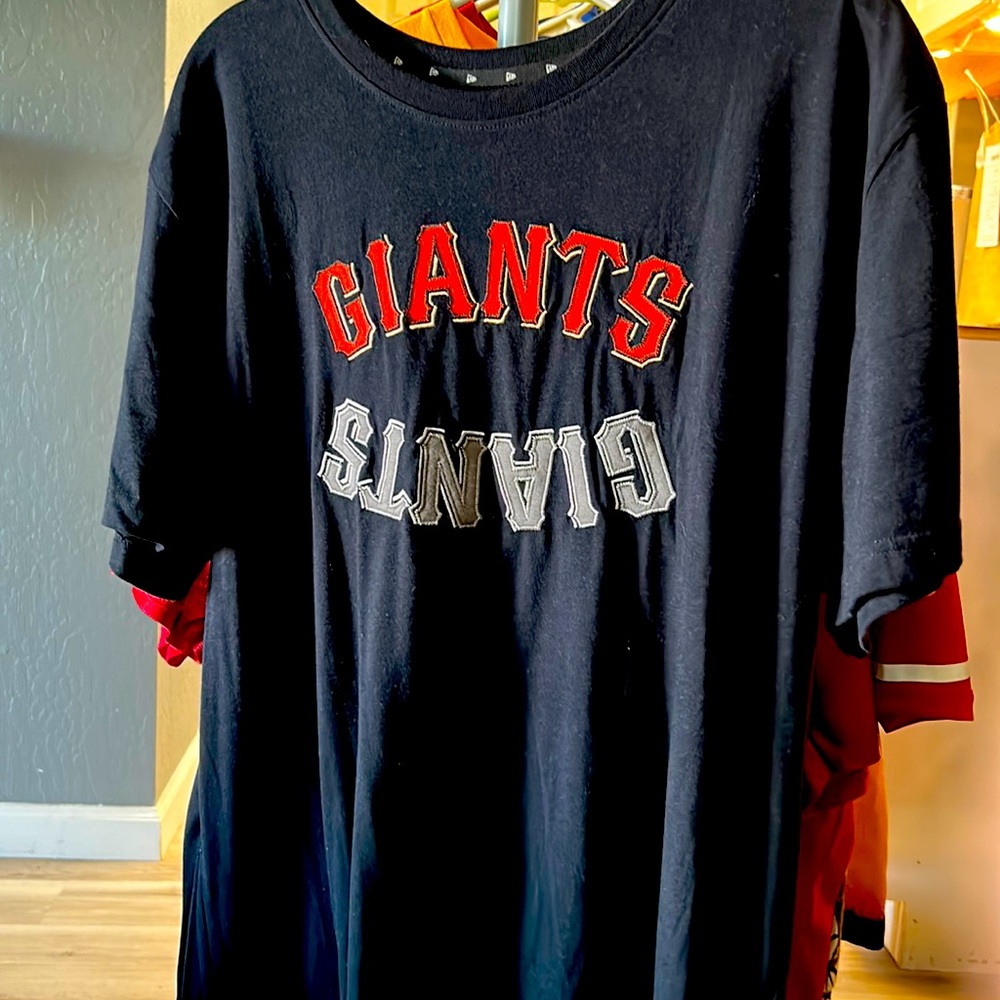 New era,black,2xl, like new.